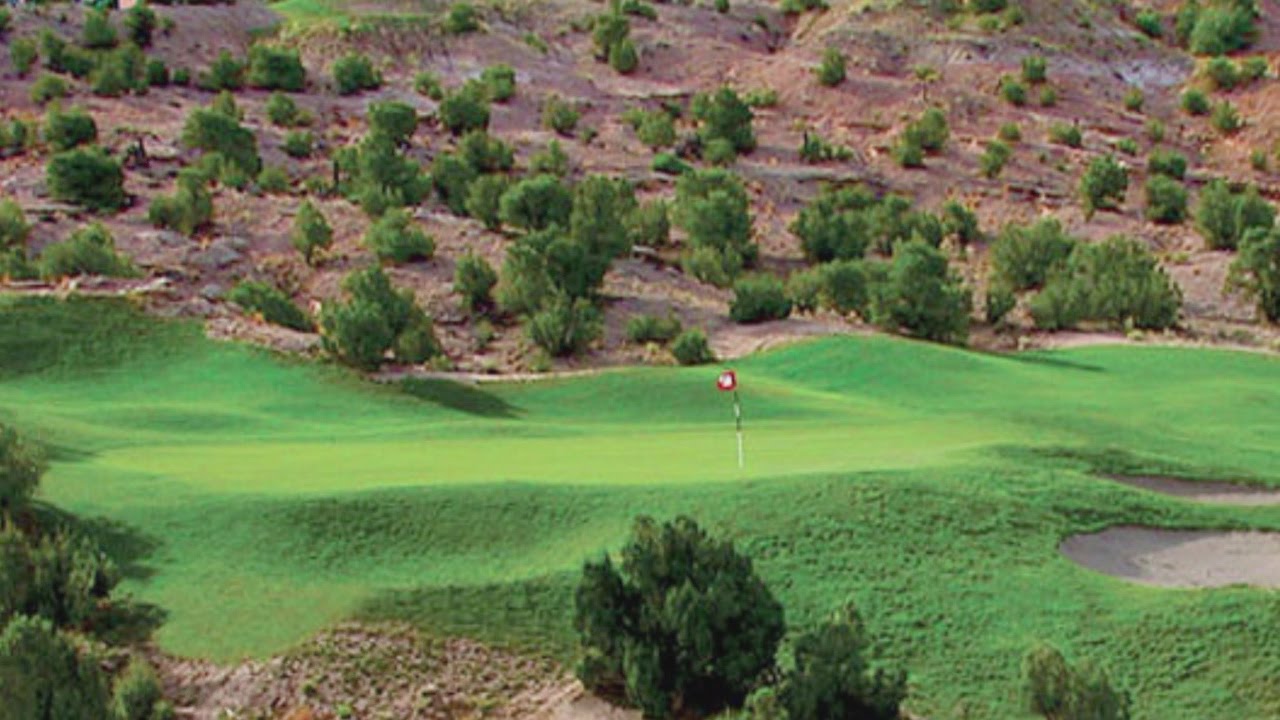 Buffalo Thunder Resort And Casino Golfing